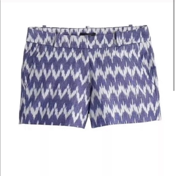 J.Crew Blue White Ikat Print Short Size 6 - Picture 4 of 5